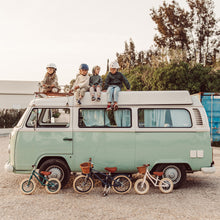 Load image into Gallery viewer, Kids balance bike in green from Banwood