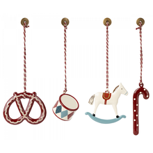 Load image into Gallery viewer, Maileg Metal Ornament Set - Peter&#39;s Christmas